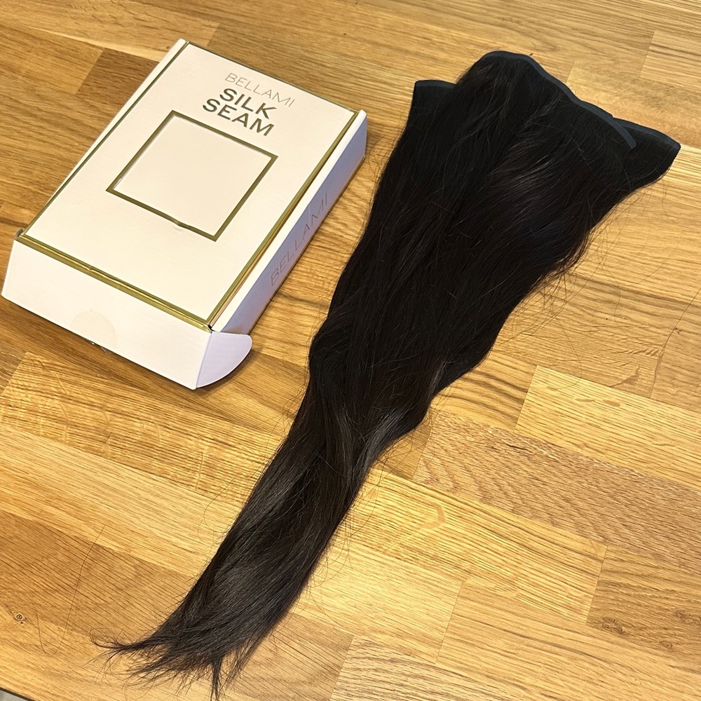 BELLAMI Silk Seam Mochachino Brown #1C Clip-in 18 in Extensions (BRAND NEW)
